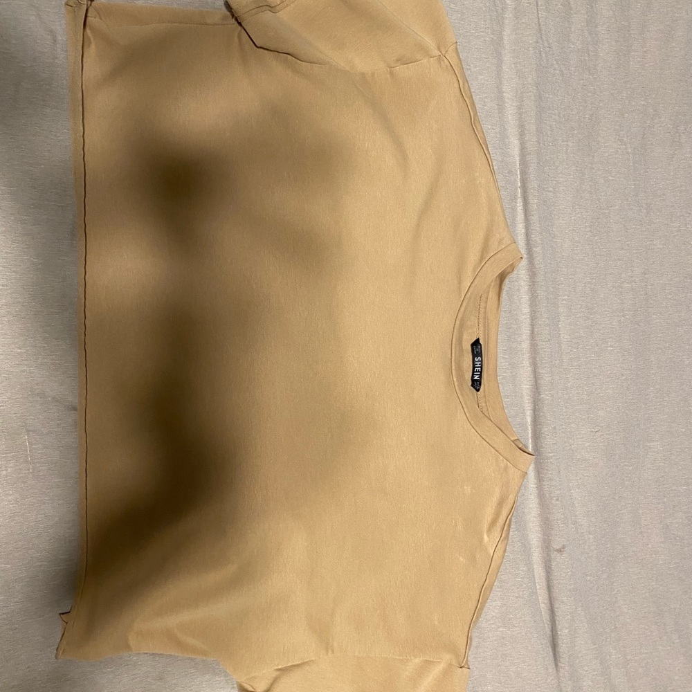 SHEIN// tan cropped top// Medium